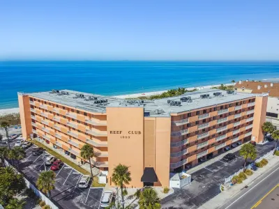 ☀️Renovated 𝐵𝐸𝐴𝐶𝐻𝐹𝑅𝑂𝑁𝑇 condo with RESORT STYLE AMENITIES☀️