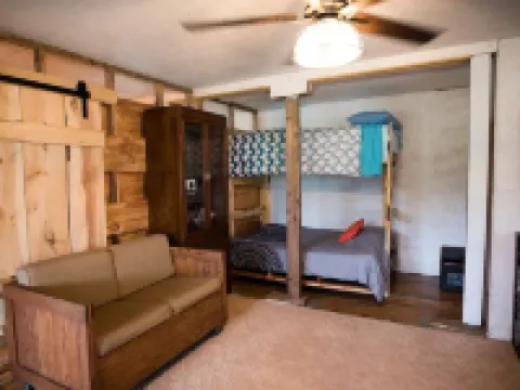 Rustic Barnstay on 66 acres Hoteles en Municipio de Pine Grove