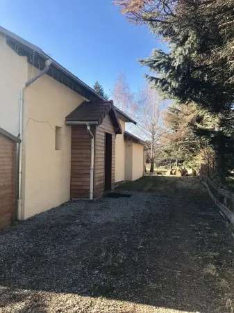 ANCELLE Chalet-style house 160 m2 at the foot of the slopes Отели в г. Ансель