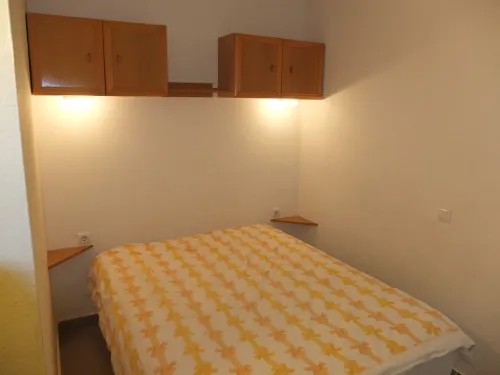 Comfortable flat in EmpuriaBrava by the strand with a stunning view on the bay.