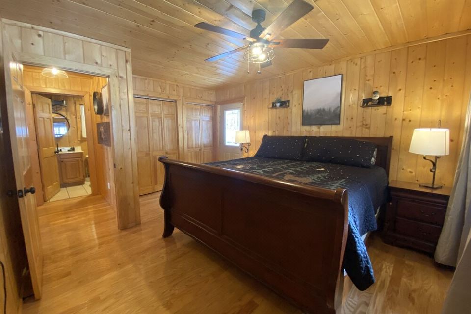 Photo 4 of 6