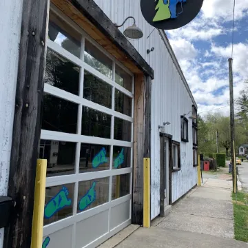 Brevard Bungalow2 Level, Steps to Downtown, Music Center, Lumberyard, Greenway.