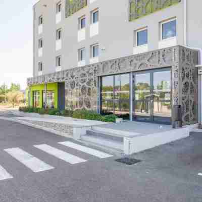 B&B Hotel Saint-Martin-De-Crau Alpilles Camargue Hotel Exterior