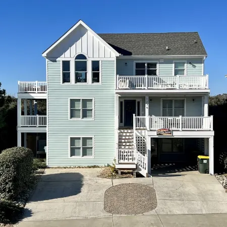 Corolla Sunset: Semi-Oceanfront and the Cleanest Home on the Beach!