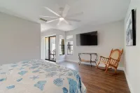 Welcome to our 3 bedroom 2.5 bath town house in the heart of Wellington Florida