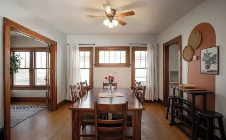 The Boho Bungalow! Downtown Alexandria