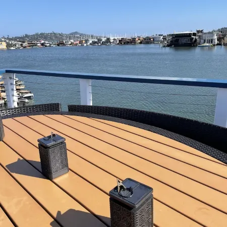 "Top Choice Houseboat Rental," says Discover Sausalito. 2bd 2ba floating home.