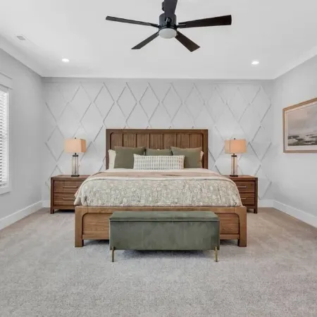 Luxury Massive Townhome, Pool, Elevator, Amenities