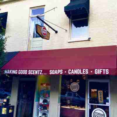 Beautiful Decorated Apartment located in the heart of Downtown Bardstown, KY Hotel Exterior
