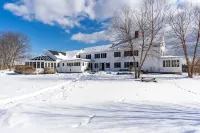 Bright & Sunny 2 room suite w/private bath- Unit 2-Abbott Brook Inn