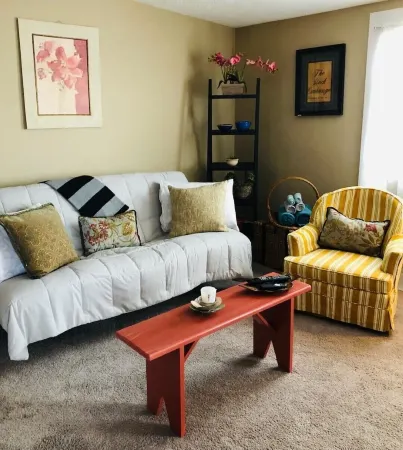 The Stock Exchange downtown 3rd floor studio apt