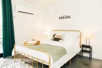 NEW - The Coretta: Downtown / Walkable / Rooftop Hotels in 