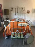 ADORABLE BOHO CABIN JUST RENOVATED & ONLY 2 MILES TO TRADE DAYS