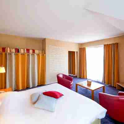 Ibis Styles Cholet Rooms