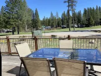 New AC Installed:  3 Bedroom Home with Golf Course View , Dogs OK Hotels in Plumas Eureka
