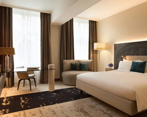 Renaissance Hamburg Hotel Hotels near Baumwall underground station