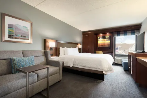Hampton Inn Appleton (Fox River Mall Area) Hotels in Outagamie County