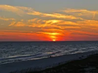 Crystal Beach Condo Destin FL steps to private beach entrance heated pool🏝️☀️⛱️