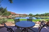 Entrada Waterside Studio Villa w/Kitchenette & Private Garage