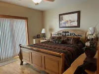 Spacious Family Home Close to 4 Ski Resorts, Summit County CO- Mountain Serenity