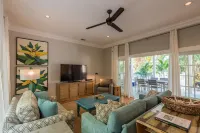 Secret Villa II @ Old Town: with Private Pool, close to Duval!