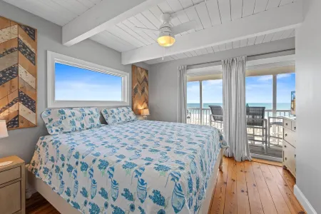 Book for Next Summer! Amazing Views! Don't Miss Out! Read Our Reviews! Отели рядом с достопримечательностью «Дьюи Бич»