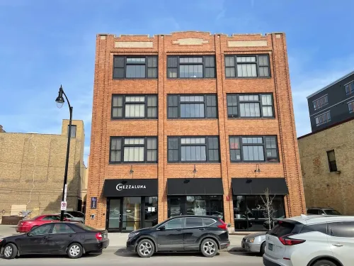 Dakota Suite in Downtown Fargo Historic Building   Pet Friendly