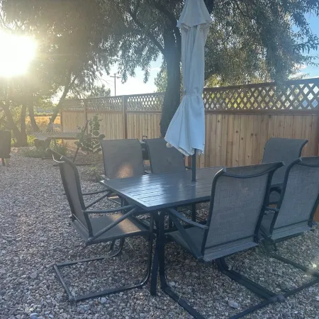 Quiet Glamper on the Lake – Extended Stays Welcome