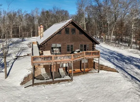 Family Chateau w stream, 12 acres, close to ATV, Snowmobile, trails- Hayward WI
