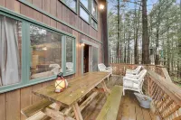 Beautiful Fall Foliage & Winter Ski Specials Available! Book Now!