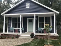 Adorable cottage in the Michiana Shores area! Close to Lake Michigan and Dunes