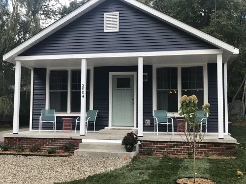 Adorable cottage in the Michiana Shores area! Close to Lake Michigan and Dunes Hotels in LaPorte County