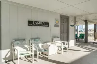 2nd Row, Ocean View, Close to Beach Access, Perfect Location, Pet Friendly