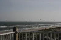 2 BR/2 BA Hatteras Top Floor Oceanfront Condo