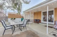 Massive House 10 Minutes from Downtow, King Beds, Hot Tub, Pool Table, 70in TVs!