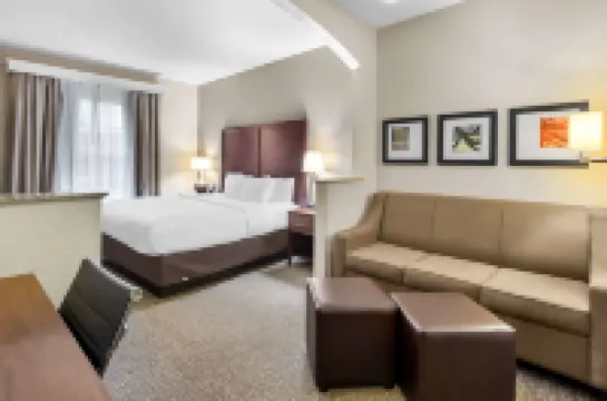 Comfort Suites