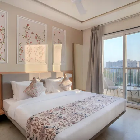 Hotel Aura By Arihant Отели рядом с достопримечательностью «Музей Ахара»