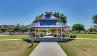 Spacious 4-bedroom house with Pool, WiFi and AC in brilliant Buckeye