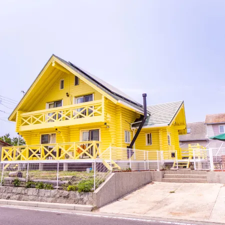 Awaji Large Log House in Goshiki 2
