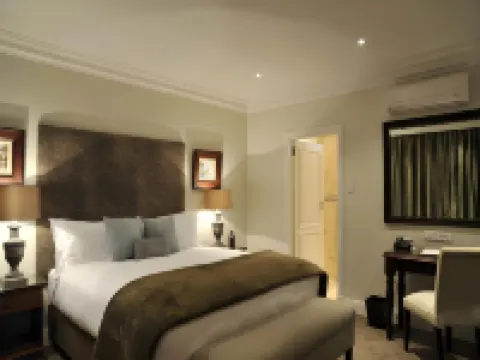 赫伯特貝克131精品飯店 聯合廣場草坪花園附近的飯店