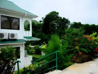 Evergreen Apartments