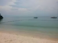 Raymen Beach Resort Hotels in Guimaras