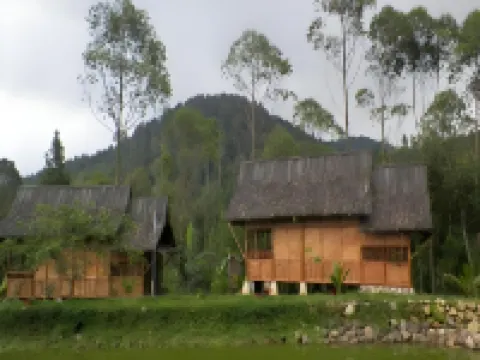 Villa Kampung Karuhun Sutan Raja Hotel a Pasirjambu