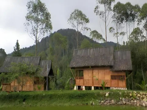Villa Kampung Karuhun Sutan Raja