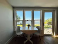 Matlacha Cottage 2/2 remodeled& sunsets!