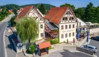 Landhotel Neukirchner Hof Hotel di Weigendorf