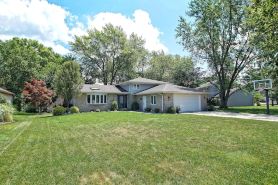 Your own suburban oasis on Cleveland's West Side