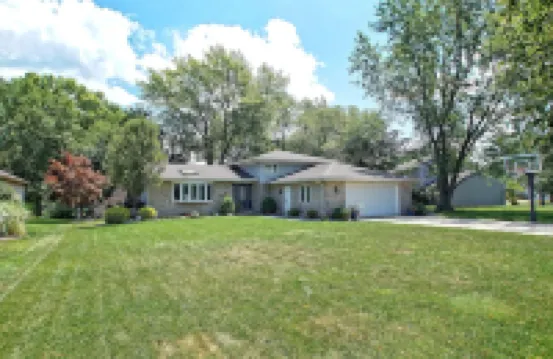 Your own suburban oasis on Cleveland's West Side