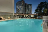 Hampton Inn Atlanta-Buckhead - Pools