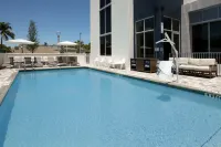 Hampton Inn Delray Beach - Pools